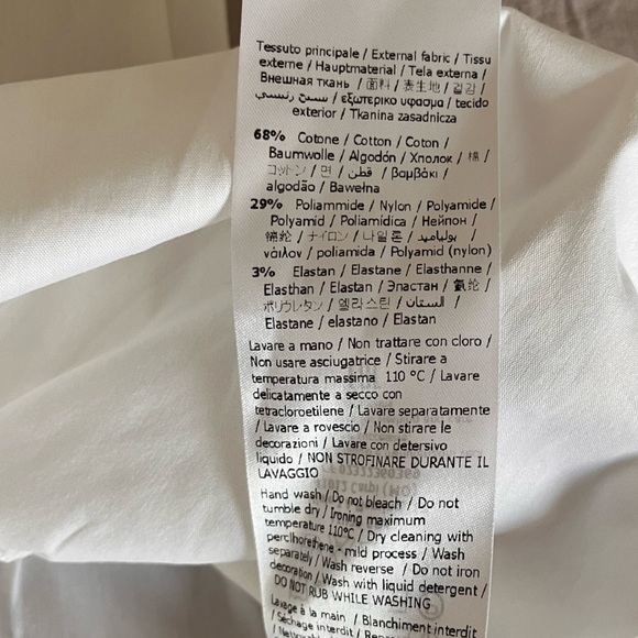 Liu Jo Milano Women’s Top with Jeweled Buttons Size 44/L White Sleeveless - Picture 7 of 7